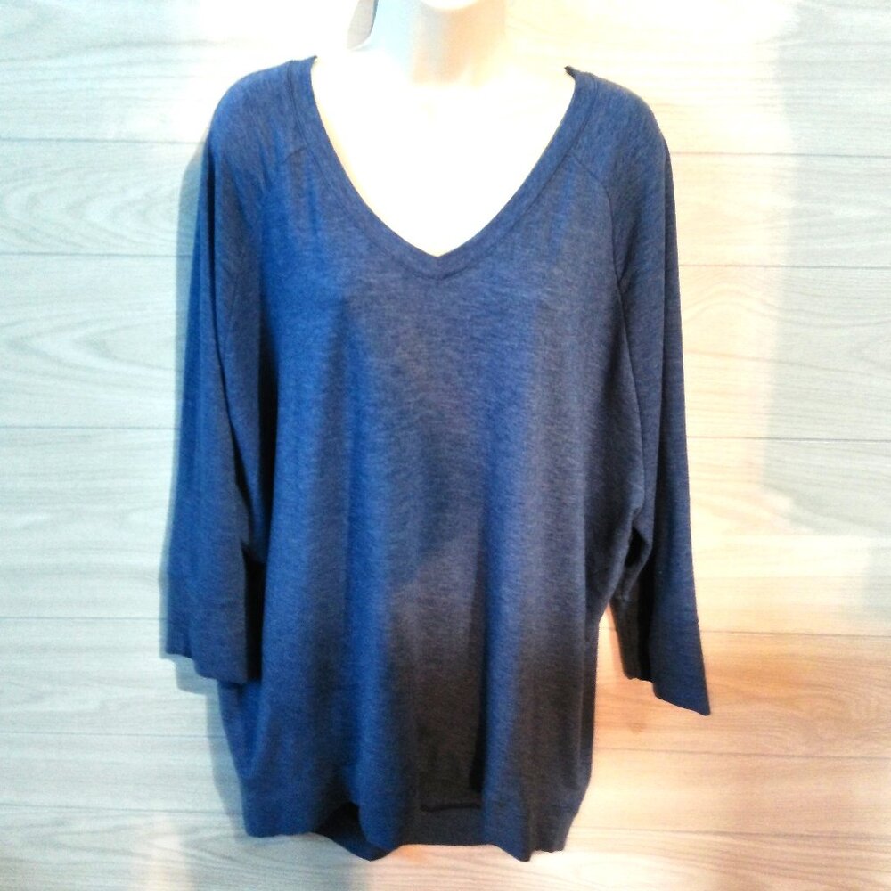 Old Navy Women's Top Size XL Oversized Heather Blue Long Sleeves Scoop V Neck